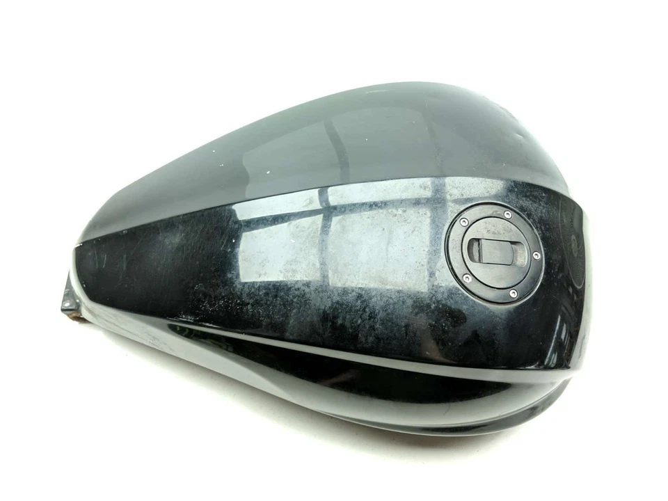 10 Victory Cross Country Gas Fuel Tank Petrol Reservoir NO KEY - Image 3 of 4