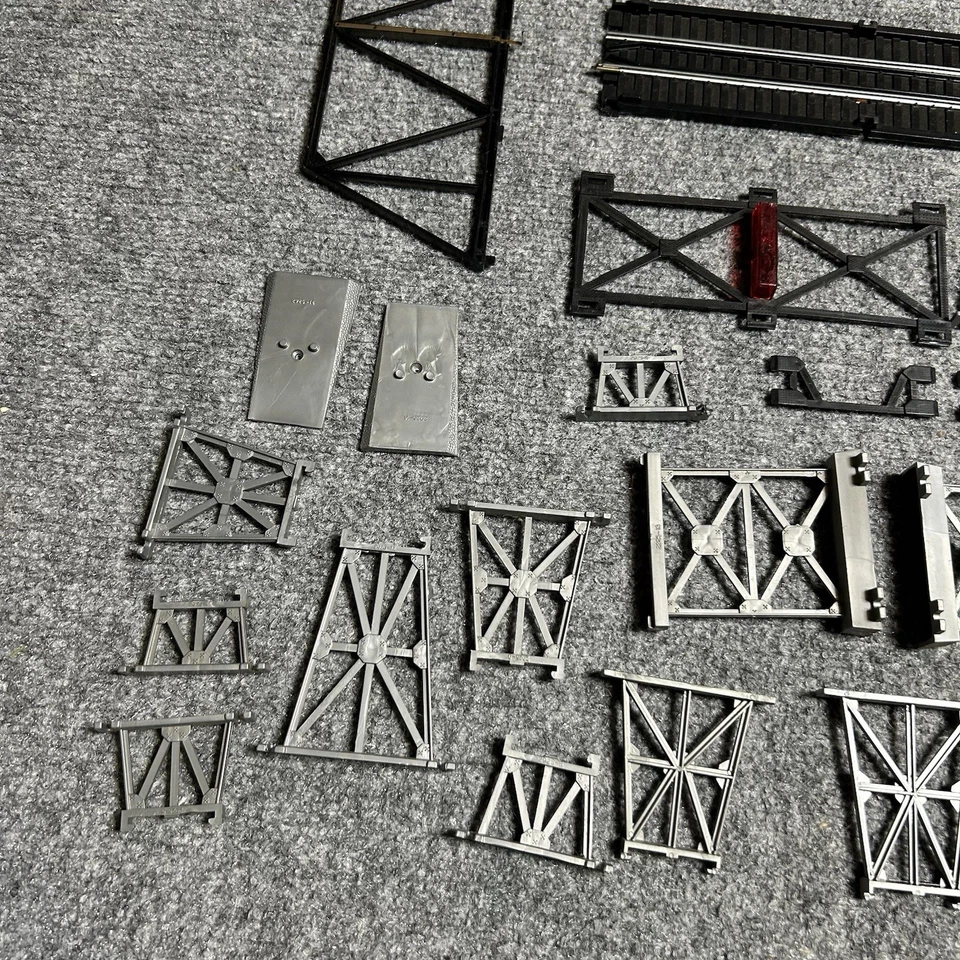 L Bachmann Bridge HO Train Over Under Blinking Trestle NOS 46222 VTG Lot - Image 4 of 4