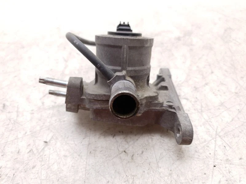 Toyota Tacoma 2005 base 2,7 L tracción trasera con válvula EGR Foto 2 de 4