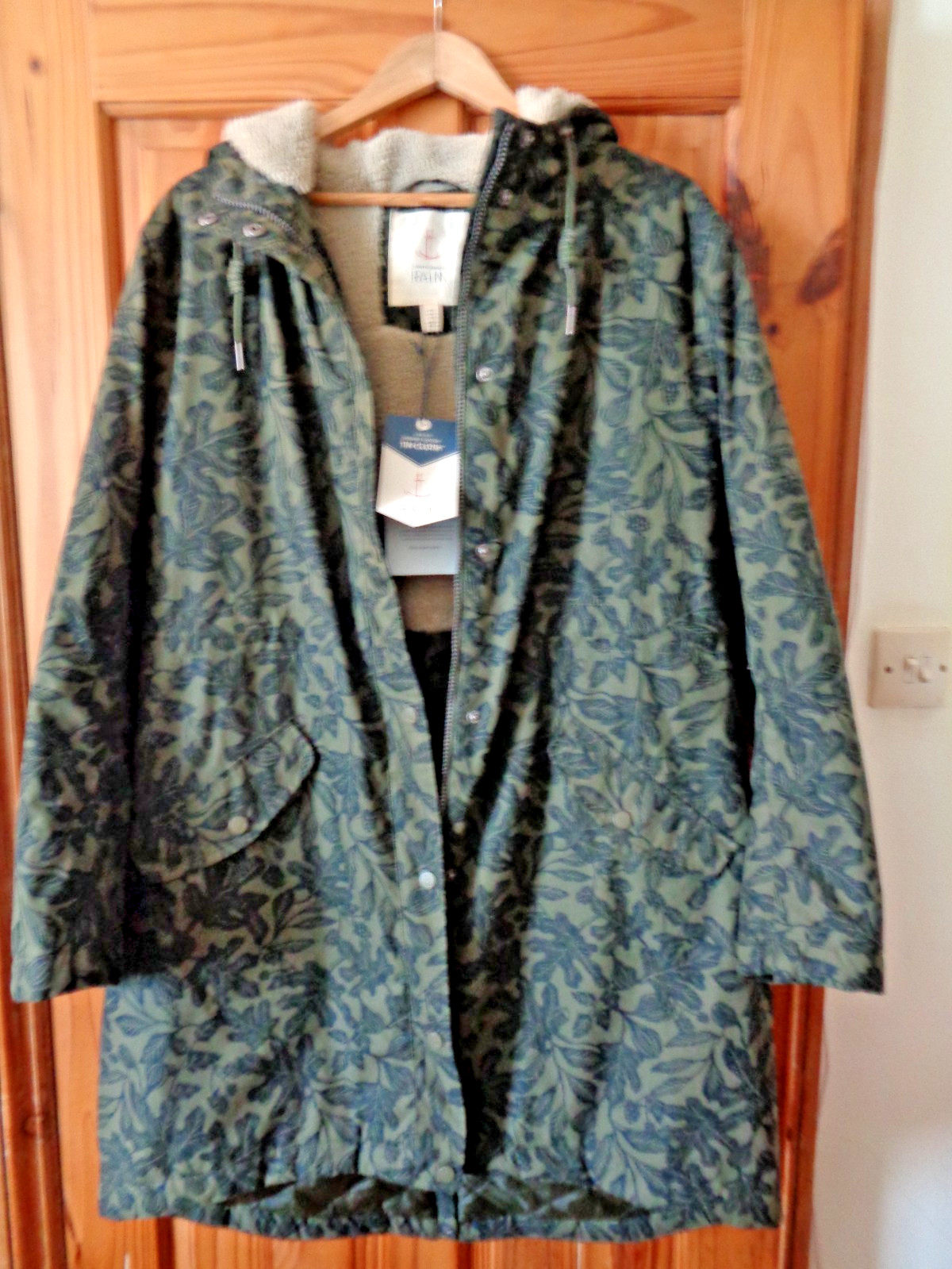 Seasalt Womens Plant Hunter Waterproof Coat Size 16 Khaki Fig Tree RRP £165 BNWT image 3