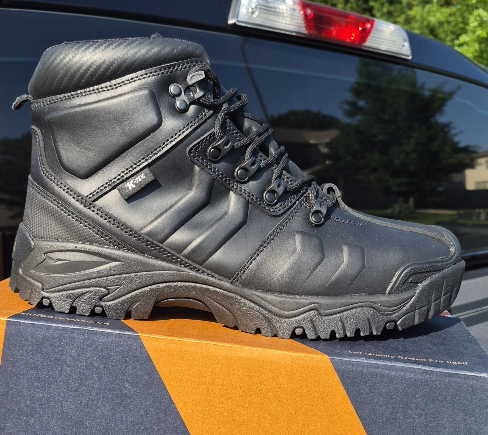 KZin Mens Black Steel Toe Work Boots Size 12
Opens in a new window or tab