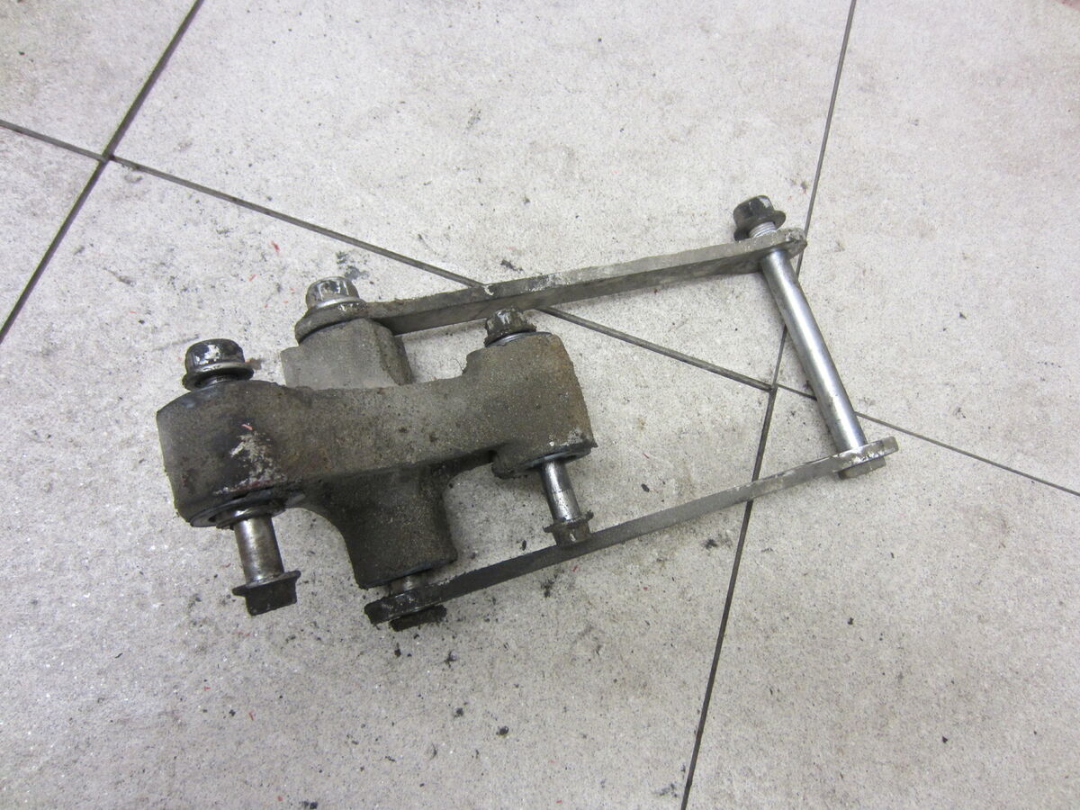 03-05 KAWASAKI NINJA ZX12R zx12 OEM REAR DOGBONE SHOCK 03-05 KAWASAKI NINJA ZX12R zx12 OEM REAR DOGBONE SHOCK