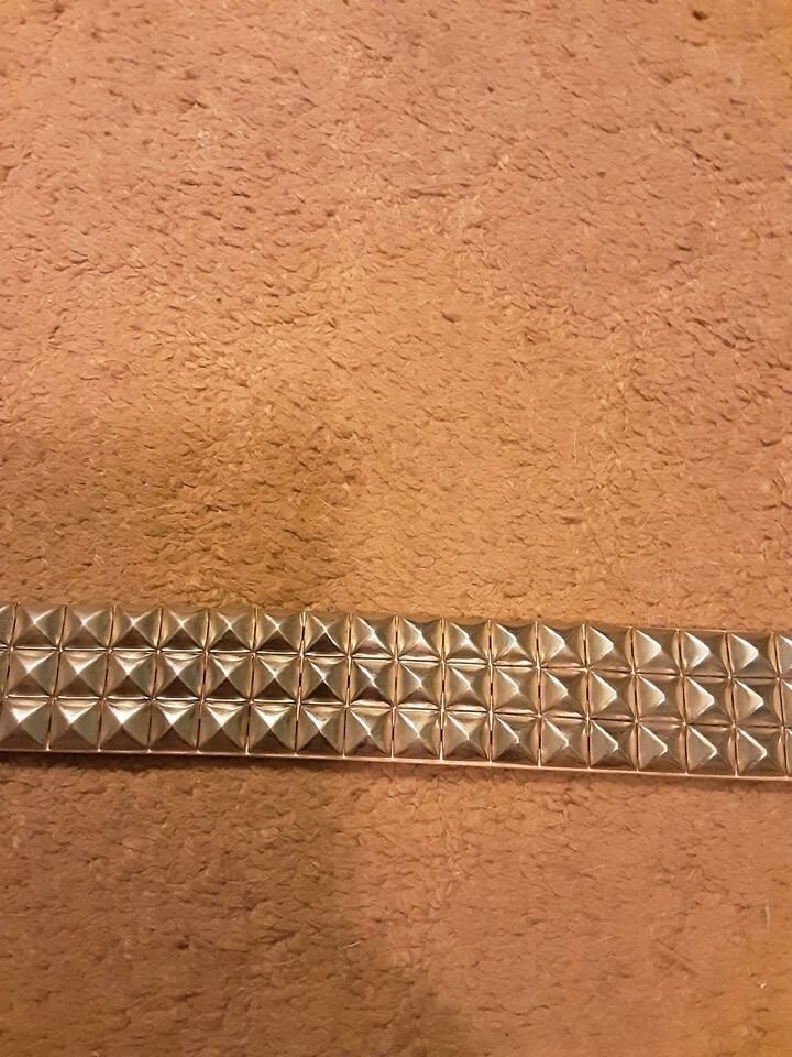 Picture 2 of 2