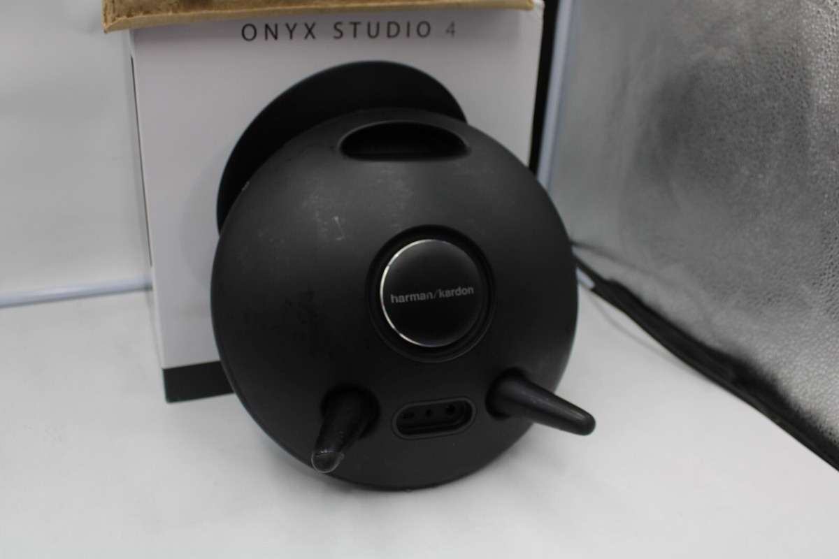 Harman Kardon ONYX STUDIO ブラック　美品 Harman Kardon Onyx Studio 9 Wireless Bluetooth Speaker Black