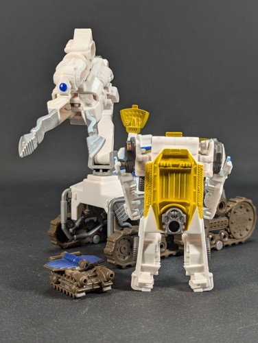 Transformers DOTM Cyberverse Ratchet Lunar Crawler complete Hasbro 2011 - Picture 3 of 4