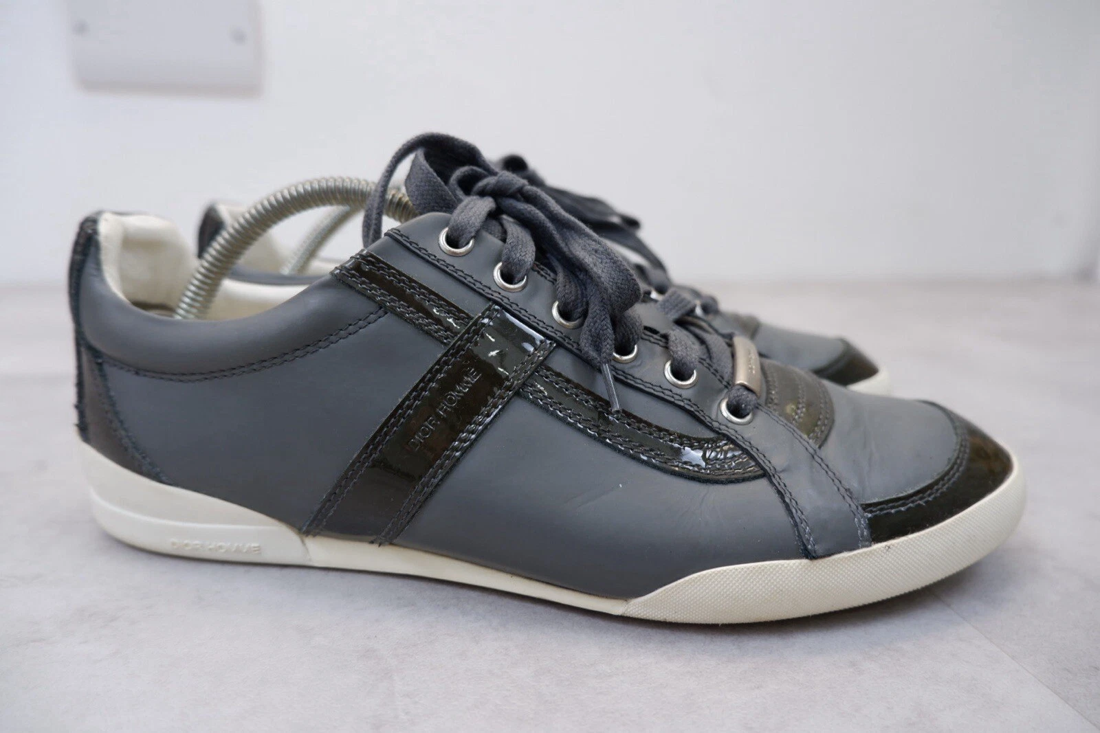 Baskets homme Dior taille UK 6 EU 40 cuir bleu marine formateur immaculé