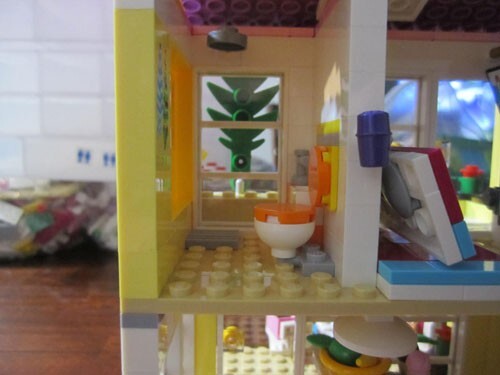 Lego Friends - Stephaine's Beach House (369 pieces) #41037 - Picture 9 of 10