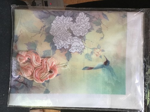 Simplicity embellished cross stitch Hummingbird’s Heaven Countlesscross stitch - Picture 2 of 2