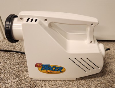 Artograph EZ Tracer Projector 225-550 w/ box Perfect For Art Project TESTED
