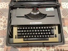 Macchina Da Scrivere Elettrica Olivetti - Lettera 38