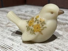 Fenton Satin Custard Glass Cameo Daisies Bird Figurine - Vintage - Fast Shipping