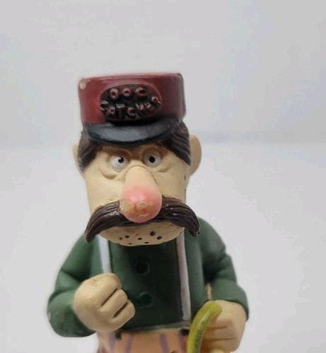 Palisades The Year Without a Santa Claus Dog Catcher 3" Figure (Light Wear) - Picture 4 of 11