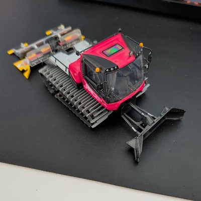1/43 Scale PistenBully 100 Snowplow Diecast Model Plastic Tracks Toy Gift