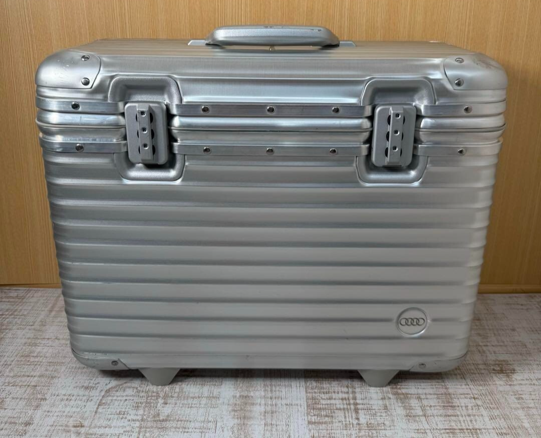 Rimowa × Audi Topas Pilot Trolley Silver 2-wheels Carry Case