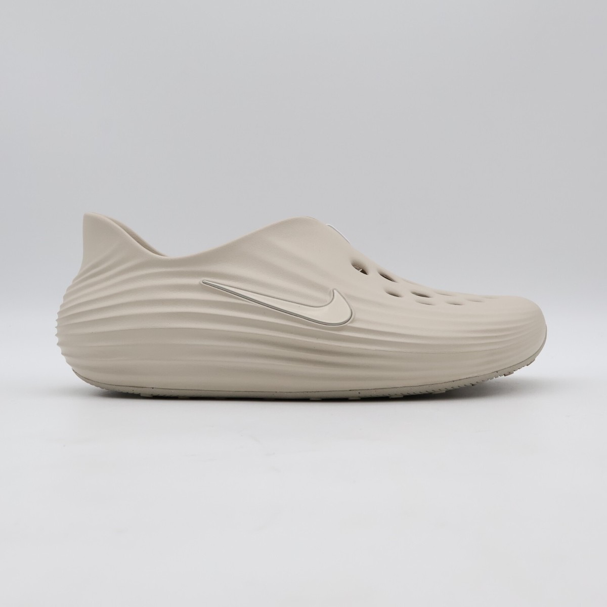 靴 Nike React Rejuven8 Light Orewood Brown Available Now // Nike Comfort Ride 'Light Orewood Brown