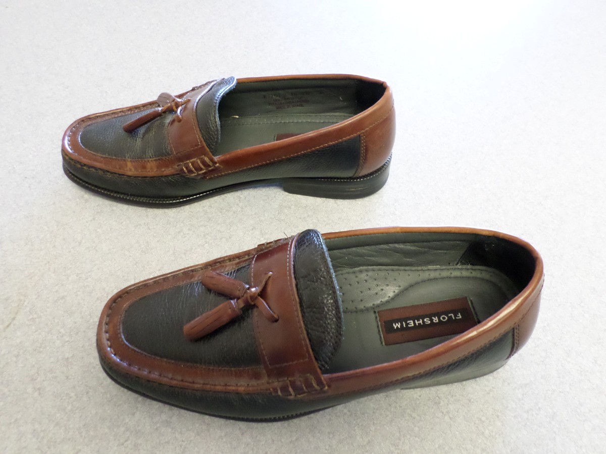 Florsheim Black and Brown Tassel Leather Loafers picture seven scuff on the back Amazon.com | Florsheim Pisa Moc Toe Tassel Loafer Men main image 2