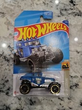New In Package 2022 Hot Wheels Baja Blazers Baja Bone Shaker Blue