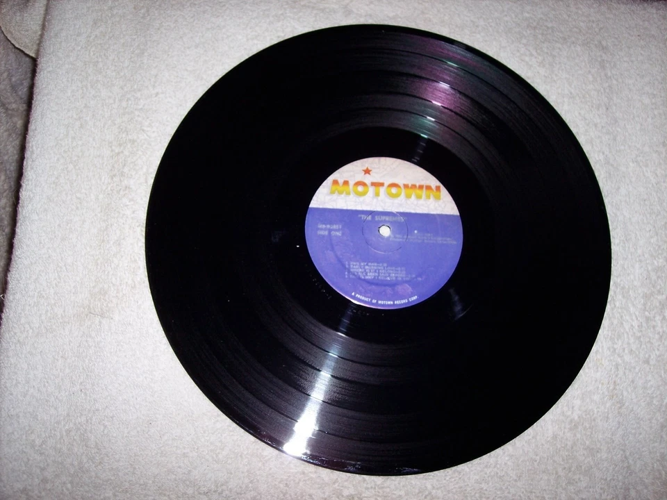 LP--THE SUPREMES--THE SUPREMES SELF TITLED  *NM VINYL*   #981 - Image 4 of 4