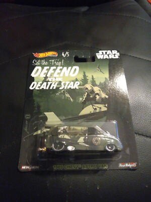 Hot Wheels Premium Star Wars POP CULTURE Check Out Store  