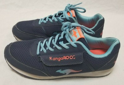 kangaroo sneakers pocket