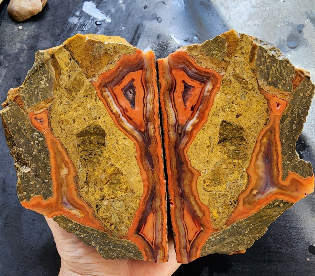 27.4 oz (777 gr) Black Sea Agate, Top Agate, Orange Agate, Agate