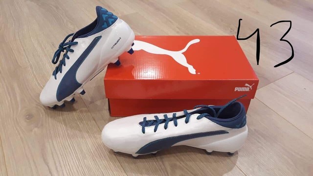 minnetonka driving moccasins womens