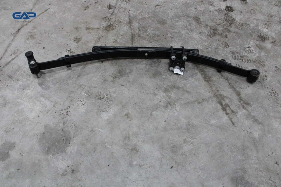 Chevrolet Silverado 1500 2020-2024 suspensión trasera lateral derecha hoja resorte OEM Foto 2 de 4