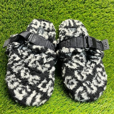 UGG Fluff It Pop Mens Size 7 Black White Beach Casual  display picture 3