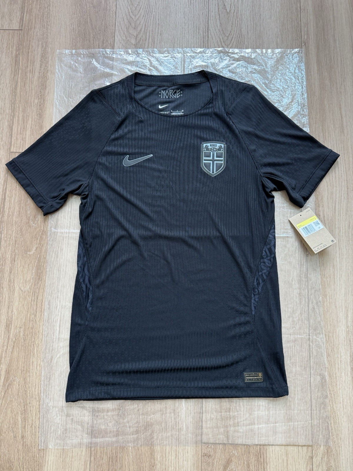 Norway Nike 2026 Black World Cup 2026 Authentic Jersey Aero-Fit IB5210-010 Small