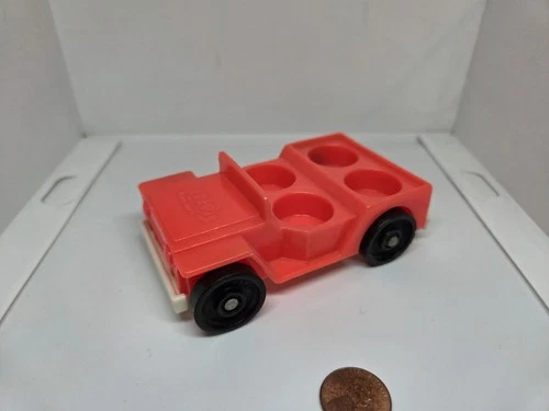 Vintage Fisher Price little people red 4-seater car for A-frame 990