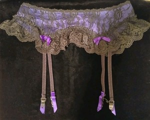 Vintage 80s Black Ruffled Lace Purple Satin Bow Garter Belt S/M EUC