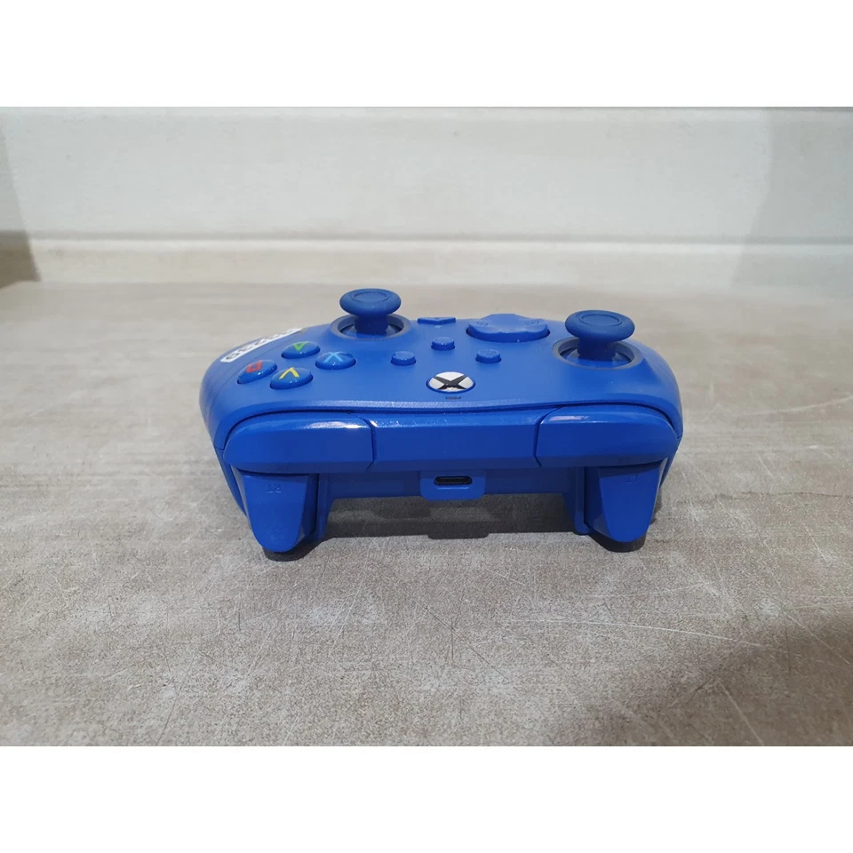 PDP 049-024 Afterglow Wave LED Gaming Controller Wired Blue for Xbox Series X|S - Image 4 of 4