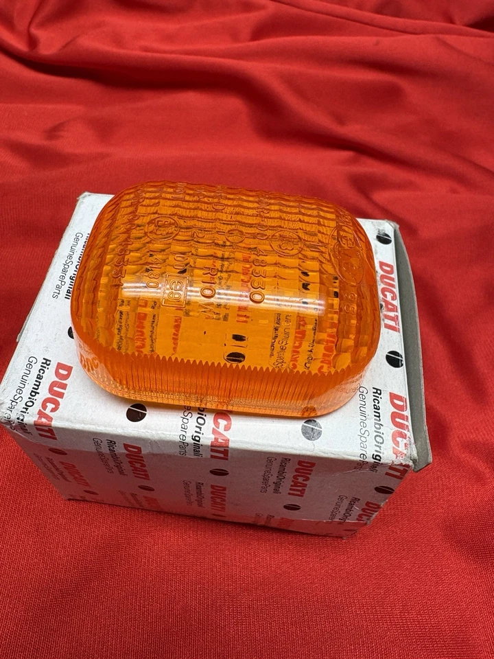 Lente intermitente Ducati 748 916 ST2 900SS nueva OEM 53240011A Foto 2 de 4