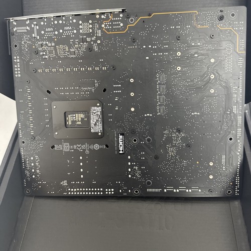 For Parts: Asus Proart Z790-Creator WiFi Intel Z790 Lga - Photo 6/10