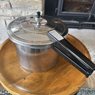 #ad Vintage 6Qt Maid Of Honor Model 620 Pressure Cooker 46281 Sears USA Awesome $48.87