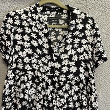 Urban Outfitters Dress Womens M Floral Button Lined Tiered Flowy Black White