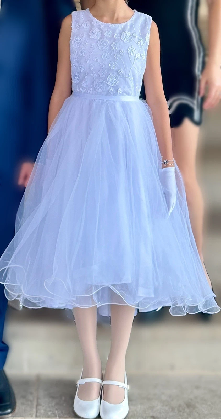 Chantilly Place Girls White Hi-Low Wire Hem Dress w 3D Floral Appliqued Bodice