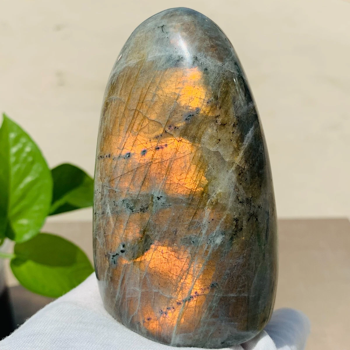 Orange labradorite deals