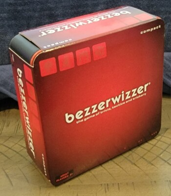 NEW Mattel Bezzerwizzer Compact Travel 2+ Players Adults, Trivia, Strategy