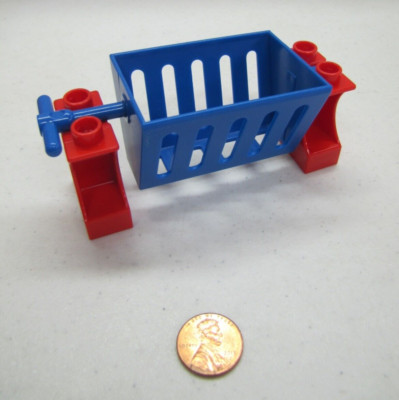 Lego Duplo Blue Red Feeding Trough Hay For Farm Farmer House Animal Zoo Swings
