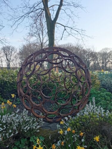 HAND MADE 60cm METAL GARDEN SPHERE SCULPTURE RUSTIC BALL - Picture 2 of 3