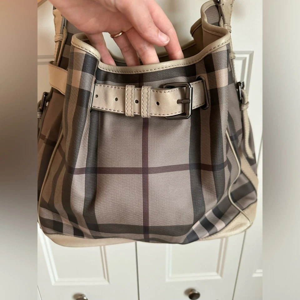 Burberry Smoked Check Medium Walden Belted Hobo Handbag - Image 4 of 4
