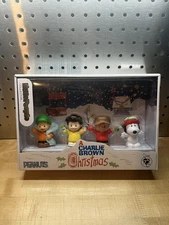 Fisher Price Little People Collector Peanuts Snoopy Charlie Brown Christmas NEW