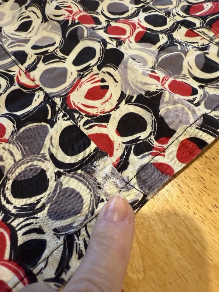 *FLAW* Tafford Scrub Top Womens Plus Size 2x Circle Pattern Short Sleeve - Image 4 of 4