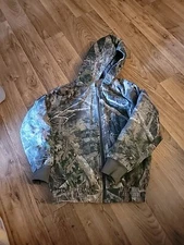 Red Head Silent Hide Hooded Camouflage Hunting Jacket Youth Size Medium