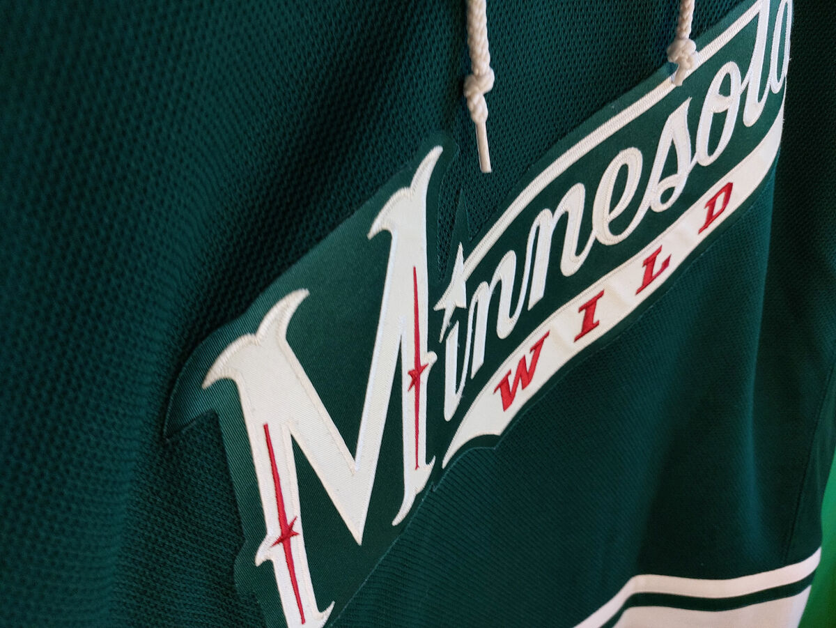 Minnesota Wild Dog XL Hockey Jersey NHL Screen printed #00 Green