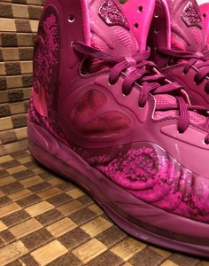 nike hyperposite pink