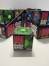 NeeDoh Fuzz Ball Flower Power Green