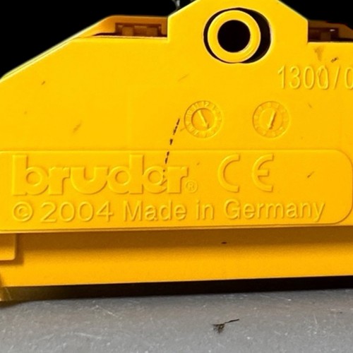 Bruder Toys CAT Asphalt Drum Compactor Paving Roller Made in Germany 2004 6" - Picture 9 of 10