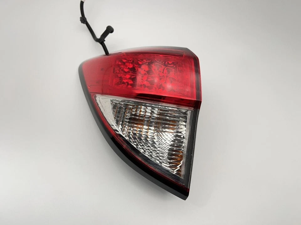 2019-2022 HONDA HR-V LEFT TAILLIGHT QUARTER MOUNTED 1.8L AT AWD 34K -EX- 55333 - Image 2 of 4